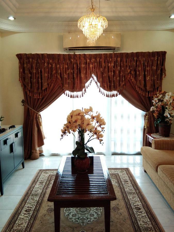 Ainis Guest House In Vista Amani Condominium Kuala Lumpur Extérieur photo