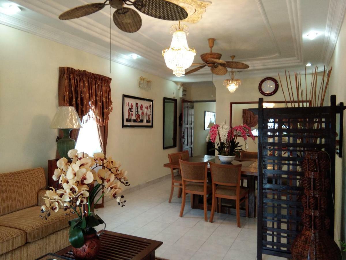 Ainis Guest House In Vista Amani Condominium Kuala Lumpur Extérieur photo