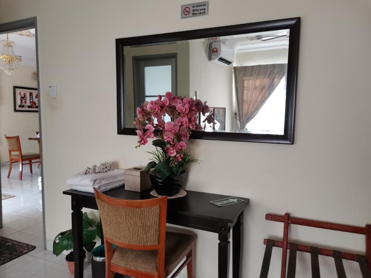 Ainis Guest House In Vista Amani Condominium Kuala Lumpur Extérieur photo