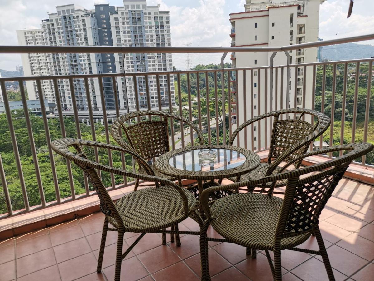 Ainis Guest House In Vista Amani Condominium Kuala Lumpur Extérieur photo